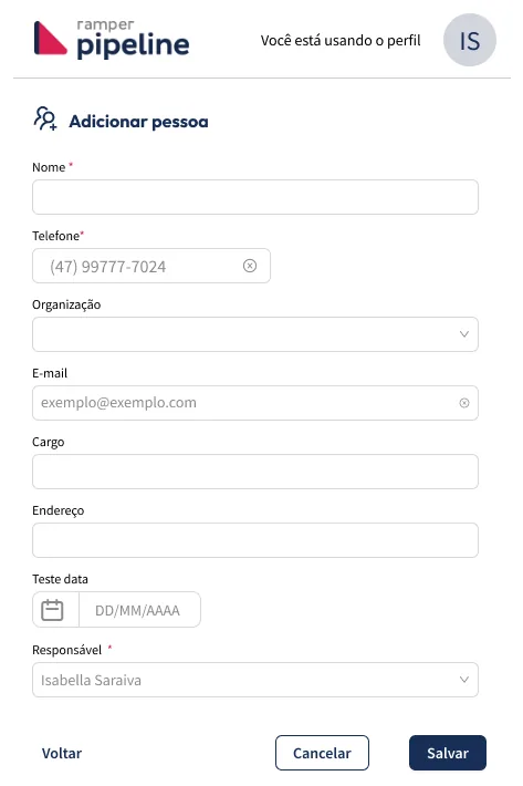 Novo formulário de Adicionar pessoa: campos em coluna única com rótulos claros e ações Voltar, Cancelar e Salvar alinhadas no rodapé.